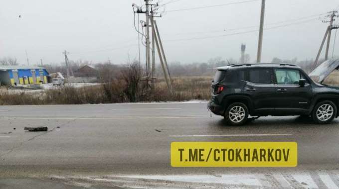 ДТП Харькова: на проспекте Гагарина столкнулись BMW и Jeep